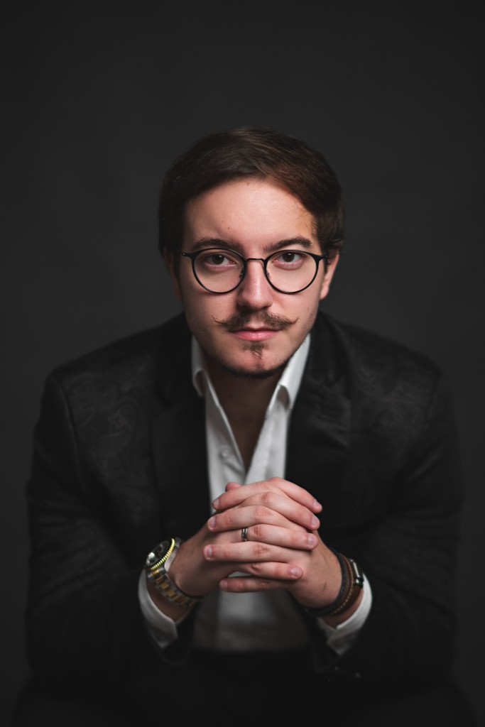 Juliano, especialista da AMV Odonto